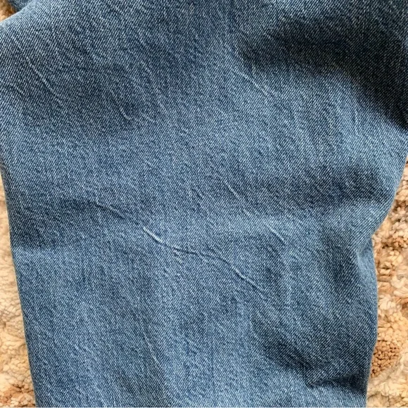 American Eagle Ripped Jeans - Picture 7 of 16